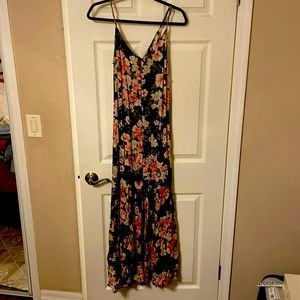 New with tags! Black floral button front Billabong maxi dress